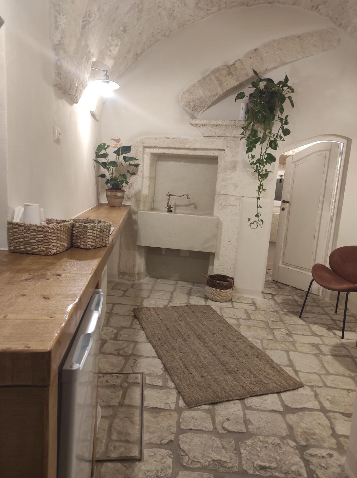 Caterina'S Suites & Apartament Ostuni Ruang foto